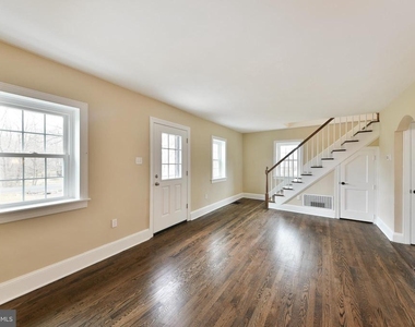 6166 Mechanicsville Road - Photo Thumbnail 3