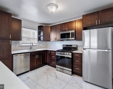 511 Jackson Avenue - Photo Thumbnail 14