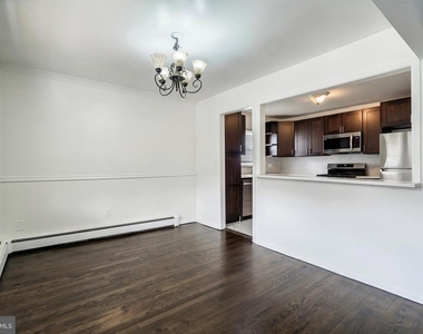 511 Jackson Avenue - Photo Thumbnail 9