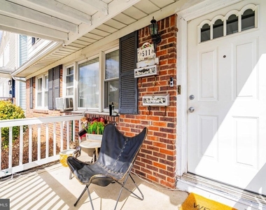 511 Jackson Avenue - Photo Thumbnail 3