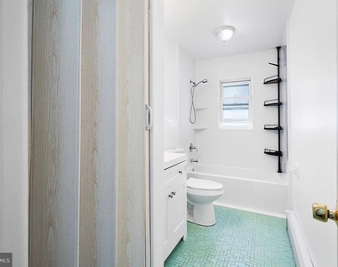 511 Jackson Avenue - Photo Thumbnail 22