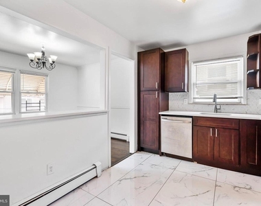511 Jackson Avenue - Photo Thumbnail 17
