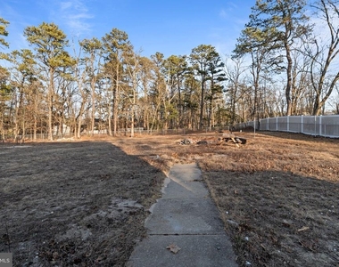 2344 Fernwood Avenue - Photo Thumbnail 30