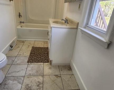 108 E Pacific Avenue - Photo Thumbnail 8