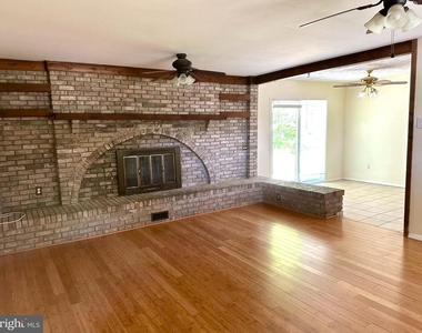4015 William Lane - Photo Thumbnail 12