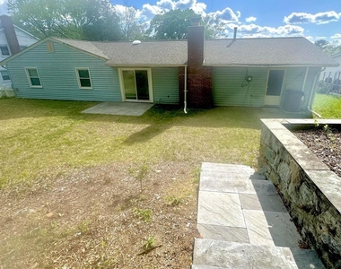 4015 William Lane - Photo Thumbnail 9