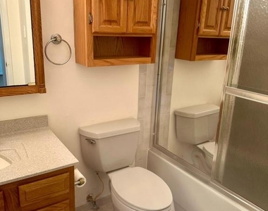 4015 William Lane - Photo Thumbnail 16