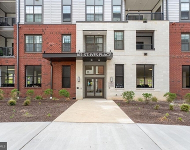 102 Saint Ives Place - Photo Thumbnail 1