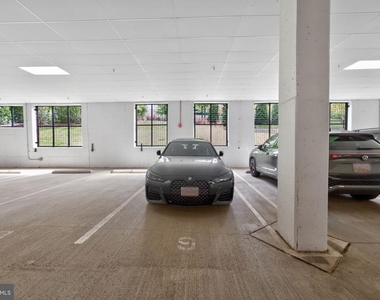 102 Saint Ives Place - Photo Thumbnail 28
