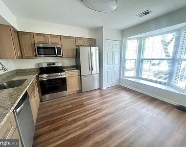 14510 London Lane - Photo Thumbnail 3