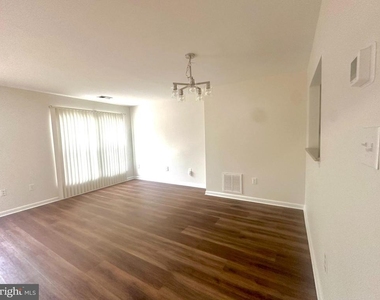 14510 London Lane - Photo Thumbnail 6