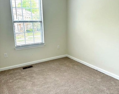 14510 London Lane - Photo Thumbnail 15