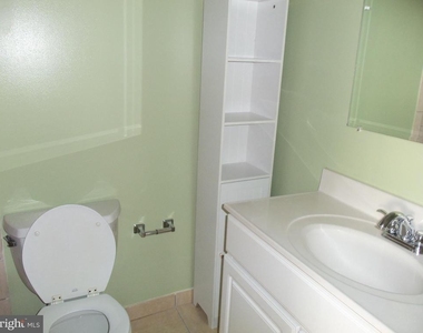 6300 Hil Mar - Photo Thumbnail 9