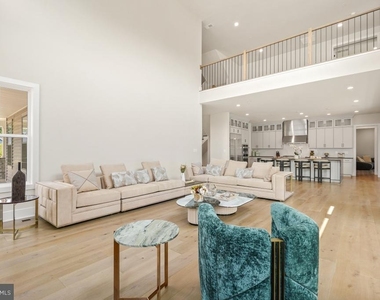 12321 Potomac Hunt Road - Photo Thumbnail 8