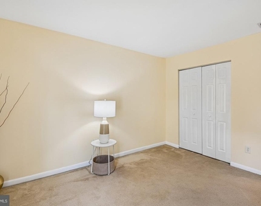 10543 Tolling Clock Way - Photo Thumbnail 33