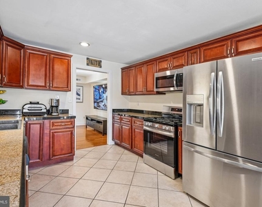 10543 Tolling Clock Way - Photo Thumbnail 7