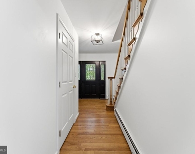 6040 Southgate Farm Road - Photo Thumbnail 11