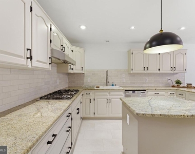 6040 Southgate Farm Road - Photo Thumbnail 24