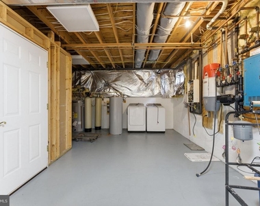 6040 Southgate Farm Road - Photo Thumbnail 71