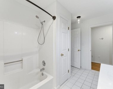 6040 Southgate Farm Road - Photo Thumbnail 52