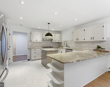 6040 Southgate Farm Road - Photo Thumbnail 21
