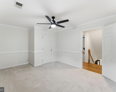 6040 Southgate Farm Road - Photo Thumbnail 55