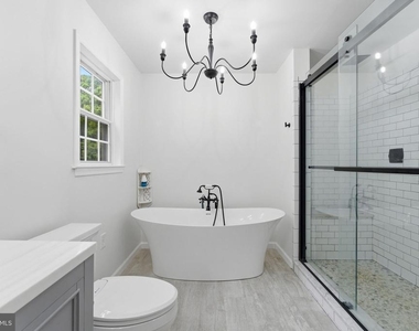 6040 Southgate Farm Road - Photo Thumbnail 41