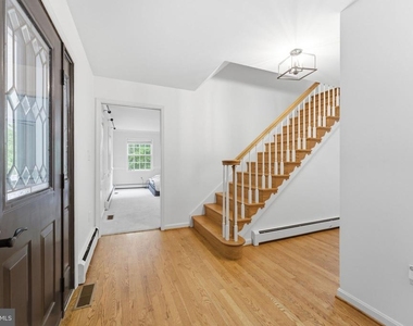 6040 Southgate Farm Road - Photo Thumbnail 10