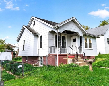 29 Elm Avenue W - Photo Thumbnail 33
