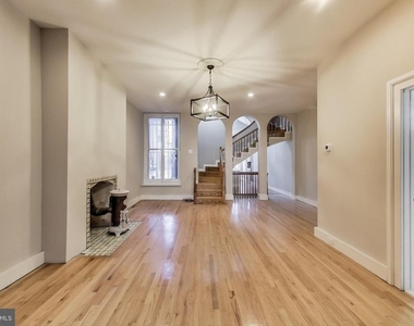 2312 Eutaw Place - Photo Thumbnail 9