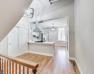 2312 Eutaw Place - Photo Thumbnail 14