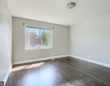 4010 Fernhill Avenue - Photo Thumbnail 19