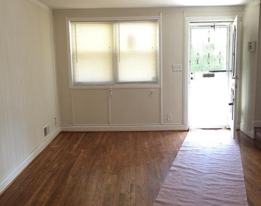 1216 N Augusta Avenue - Photo Thumbnail 1