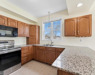 402 Linden Avenue - Photo Thumbnail 13