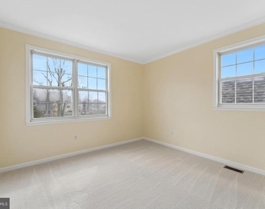 402 Linden Avenue - Photo Thumbnail 22