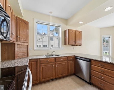 402 Linden Avenue - Photo Thumbnail 14