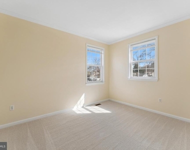402 Linden Avenue - Photo Thumbnail 21