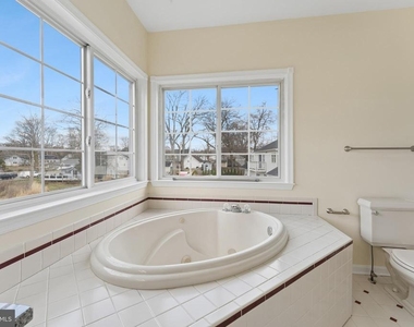 402 Linden Avenue - Photo Thumbnail 19