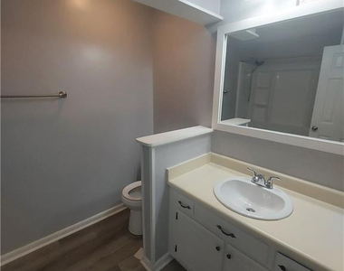1644 Sweetgum Circle - Photo Thumbnail 14