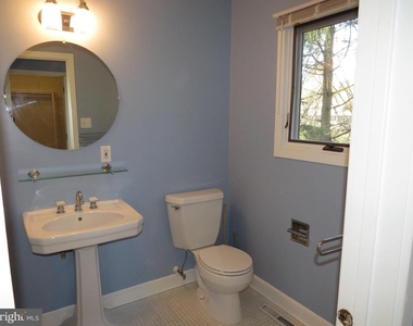 30 Kings Grant Road - Photo Thumbnail 17