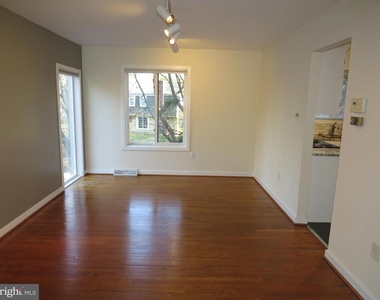 30 Kings Grant Road - Photo Thumbnail 5