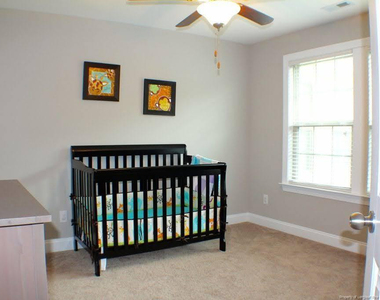 1437 Vergeland Drive - Photo Thumbnail 14