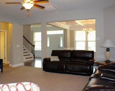 1437 Vergeland Drive - Photo Thumbnail 5