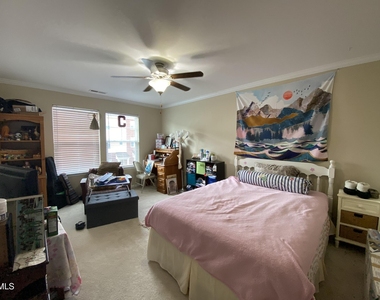 246 Michigan Avenue - Photo Thumbnail 17