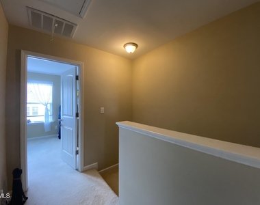 246 Michigan Avenue - Photo Thumbnail 19