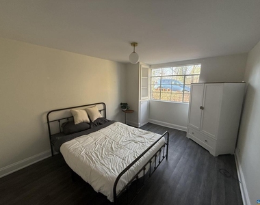 2709 Eton Rd - Photo Thumbnail 9