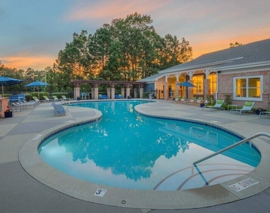 200 Edinborough Drive - Photo Thumbnail 2
