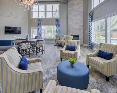 200 Edinborough Drive - Photo Thumbnail 9