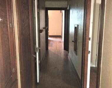 2830 San Gabriel St - Photo Thumbnail 13
