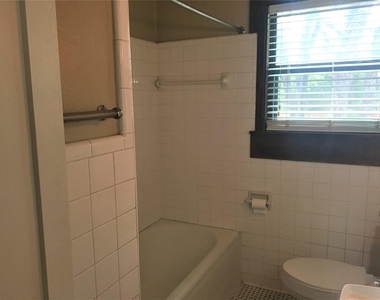 2830 San Gabriel St - Photo Thumbnail 11